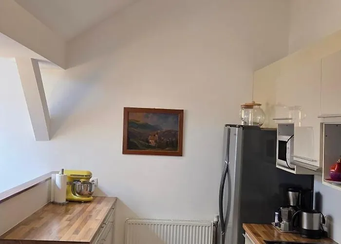 Bright Top-floor With Terrace - 2 Bedrooms - Quiet Area, 20 Min To Center דירה וינה