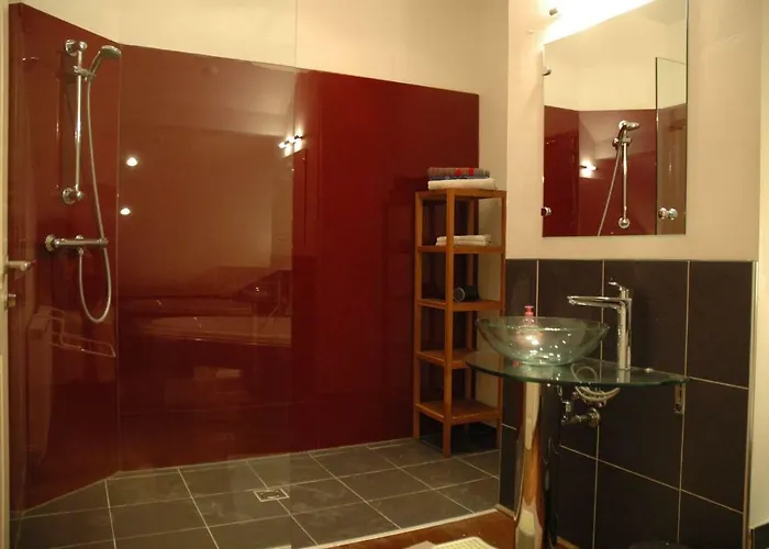 דירה Bright Top-floor With Terrace - 2 Bedrooms - Quiet Area, 20 Min To Center וינה